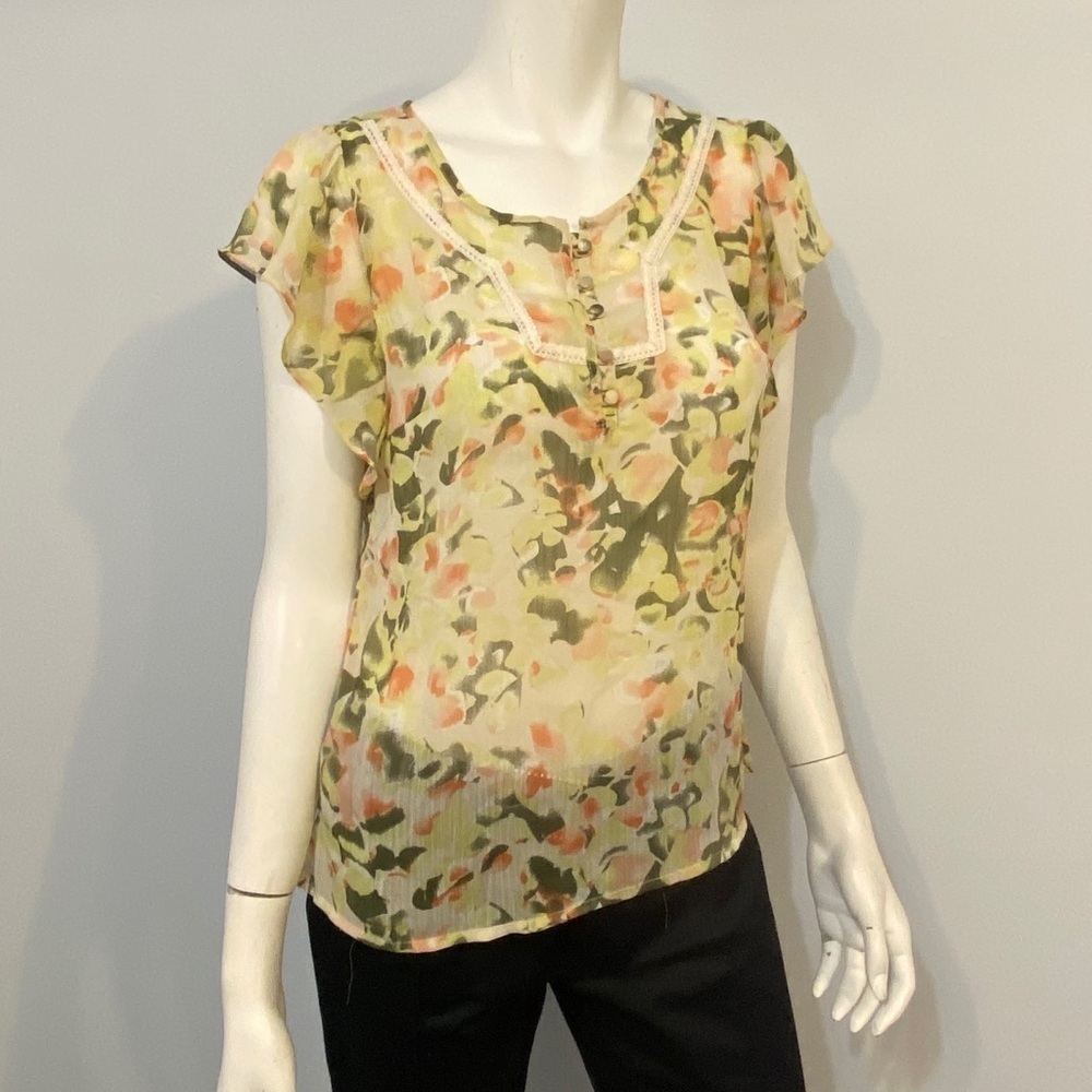 4/$35 Reitmans Petite Sheer Yellow Blouse Floral